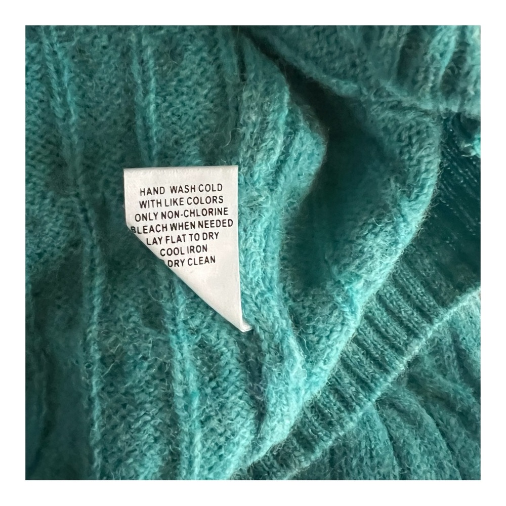 Vintage Appleseed 100% Wool Sweater Cardigan. Size M - Picture 7 of 7